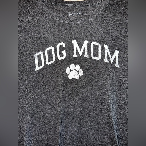 MODERN LUX | dog mom shirt - Picture 2 of 4